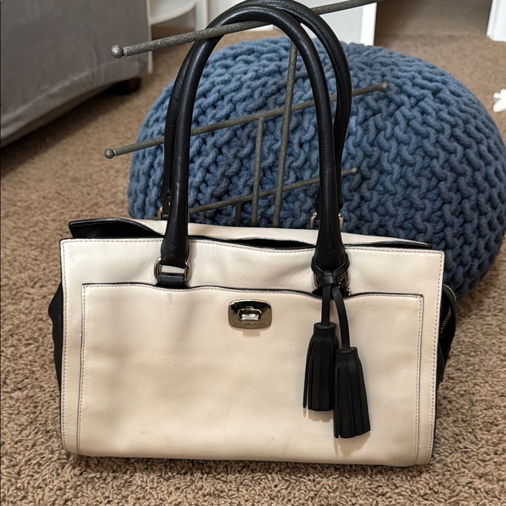 Elegant Black and Cream Handbag